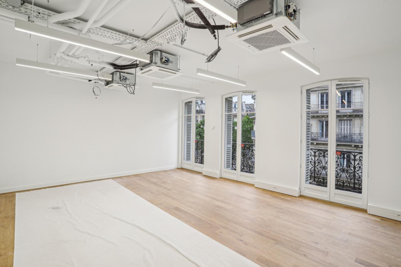 Bureau Paris 350m² Location bureau Paris OLBUR2315889 7